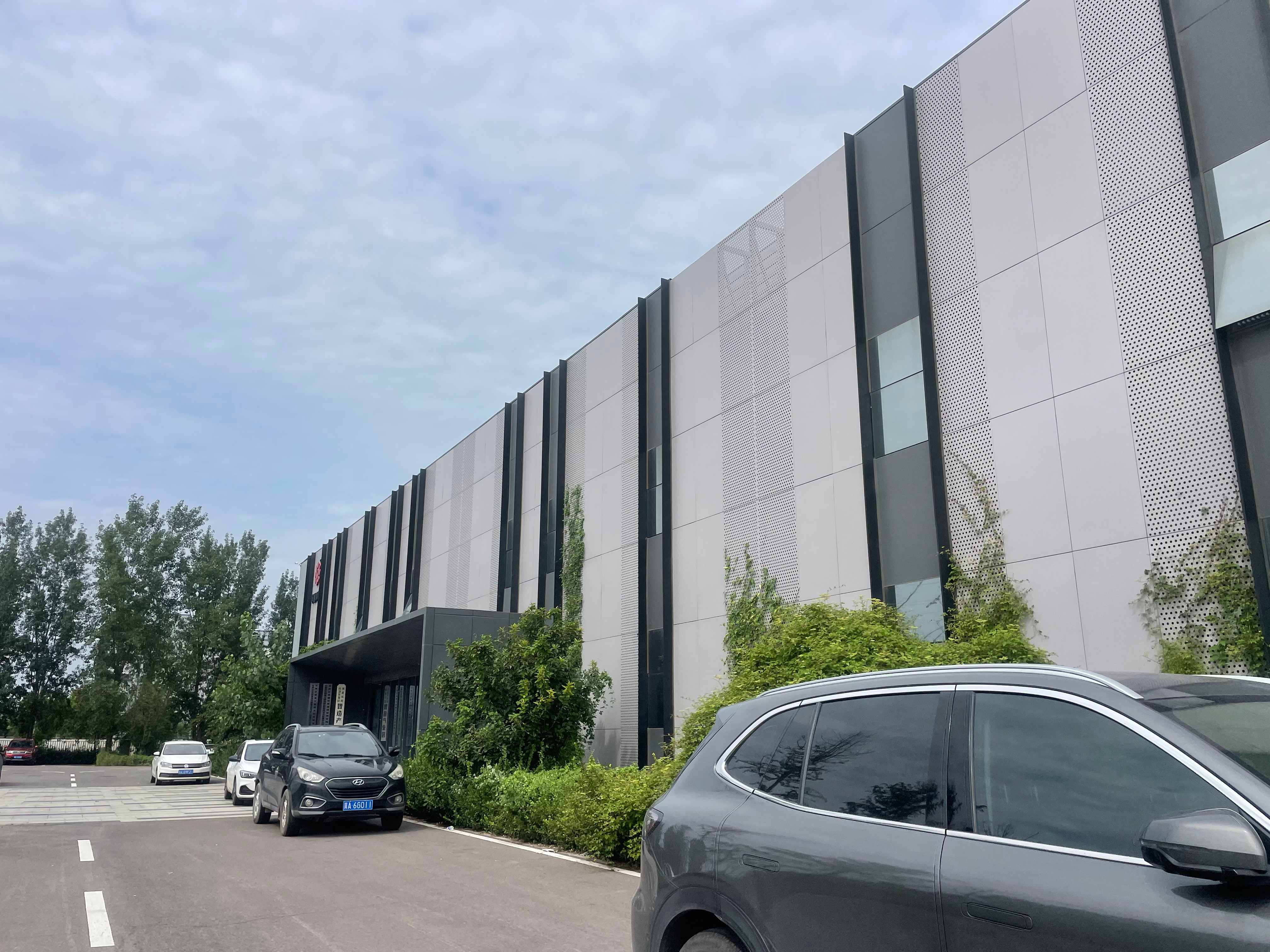 ʯ���f�_Դ���̙Cе���޹�˾�S�^�ȵ�λ�ںӱ�ʡʯ���f��Ԫ�Ͽh107�����|��ʹ�f��һ�ڹ��I��׌����ʹ�Ùࡢ���ݡ�܇�v���k����Ʒ�Ј��rֵ�M���u��